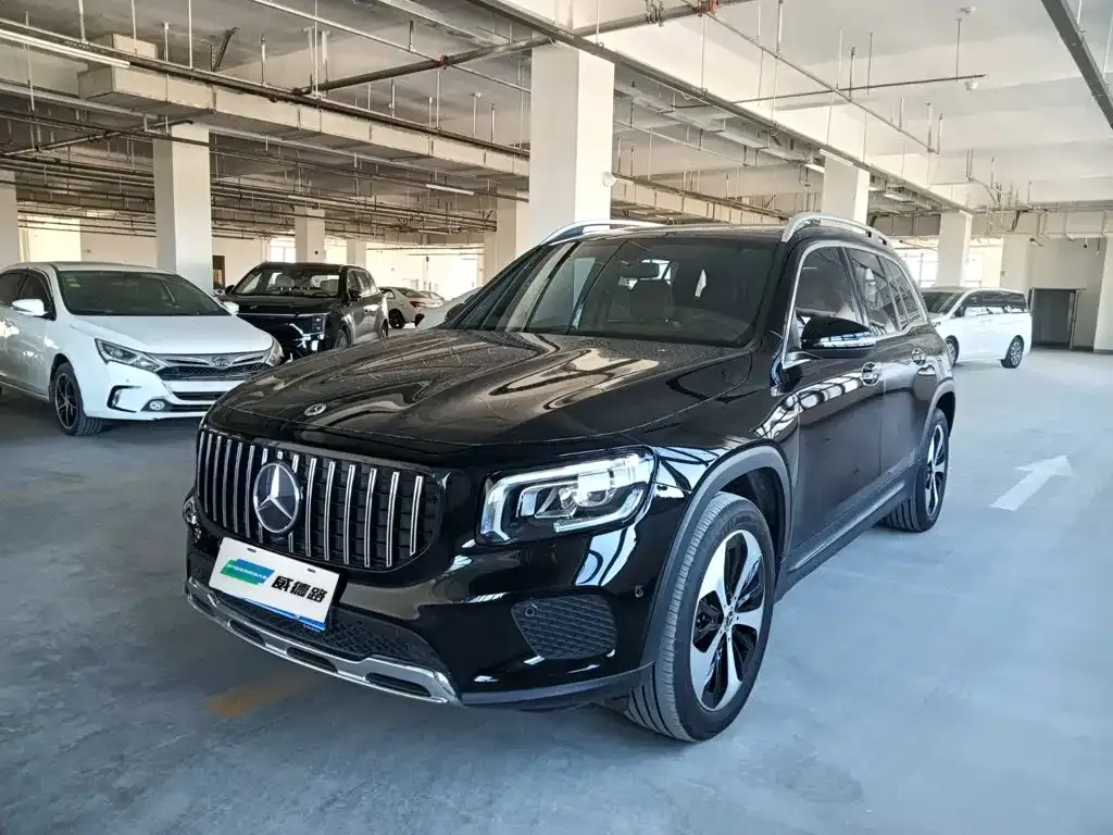 2023 Mercedes-Benz GLB 220 Fashion