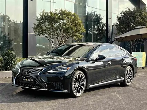 2021 Lexus LS 500h Executive
