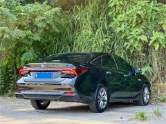 2019 Toyota Avalon Hybrid 2.5L Luxury, чёрный — фото 6