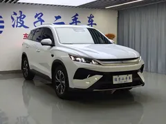 2025 BYD Song Pro 2nd Gen Smart Drive DM-i PHEV 75km Exceed, белый — фото 3