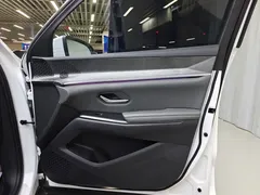 2025 BYD Song Pro 2nd Gen Smart Drive DM-i PHEV 75km Exceed, белый — фото 6