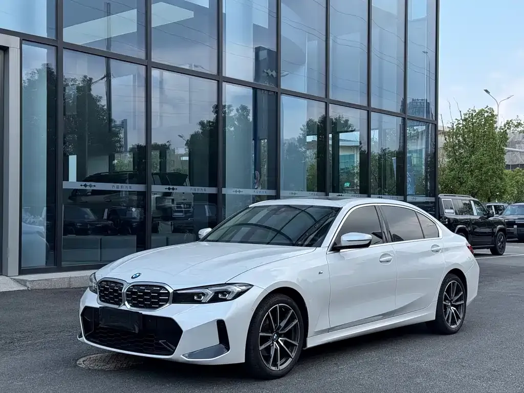 2023 BMW 3 Series 325Li M Sport Package