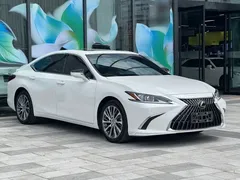 2022 Lexus ES 300h Excellence, белый — фото 9