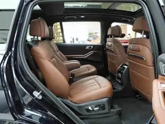 2023 BMW X7 xDrive40i Premium M Sport Package, синий — фото 13