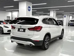 2022 BMW X1, белый — фото 15