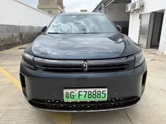 2024 Aito M7 1.5T RWD Smart Driving Pro 5-seat, синий — фото 2