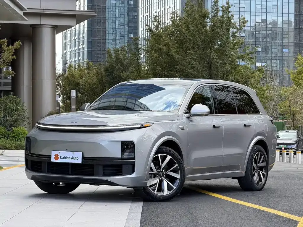 2023 Li Auto L8