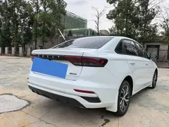 2022 Geely Emgrand 4th Gen 1.5L CVT Premium, белый — фото 9