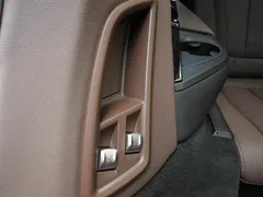2022 BMW X7 xDrive40i Luxury Package, синий — фото 18