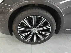 2021 Volvo S90 — фото 23