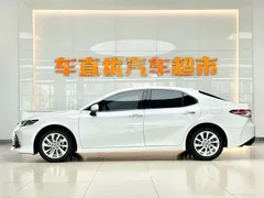 2021 Toyota Camry 2.0G Luxury, белый — фото 4