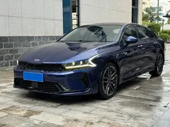 2020 Kia K5 380T GT-Line Flagship, синий — фото 1