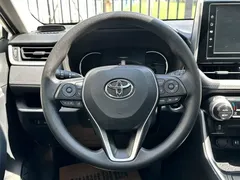 2020 Toyota RAV4 2.0L CVT 2WD Fashion, белый — фото 6