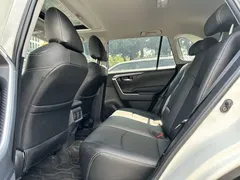 2020 Toyota RAV4 2.0L CVT 2WD Fashion, белый — фото 10