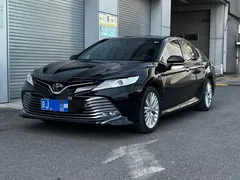 2021 Toyota Camry 2.5G Luxury, чёрный — фото 1