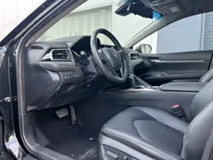 2021 Toyota Camry 2.5G Luxury, чёрный — фото 12