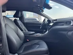 2021 Toyota Camry 2.5G Luxury, чёрный — фото 19