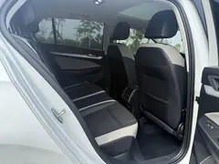 2023 Volkswagen Golf 280TSI DSG Pro, белый — фото 9