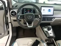 2023 BYD Yuan Pro 401km Premium, белый — фото 11
