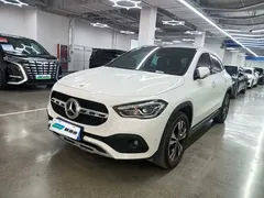 2022 Mercedes-Benz GLA 200, белый — фото 1