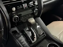 2020 Lexus LM 300h 7-seat, чёрный — фото 5