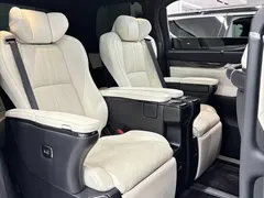 2020 Lexus LM 300h 7-seat, чёрный — фото 10