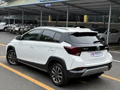 2022 Toyota Yaris L Zhixuan X 1.5L CVT Luxury Plus, белый — фото 4