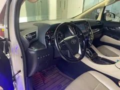 2020 Toyota Alphard 2.5L Hybrid Premium, белый — фото 6