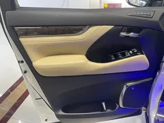 2020 Toyota Alphard 2.5L Hybrid Premium, белый — фото 8