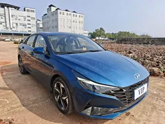 2021 Hyundai Elantra 1.5L CVT LUX Premium, синий — фото 3