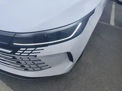 2024 BYD Destroyer 05 DM-i PHEV 55km Luxury, белый — фото 24