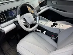 2025 BYD Sealion 06 DM-i PHEV 205 Pro — фото 2