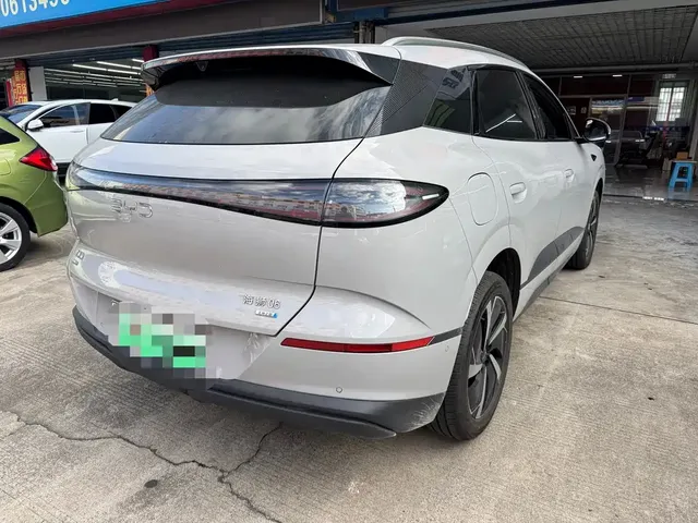 2025 BYD Sealion 06 DM-i PHEV 205 Pro