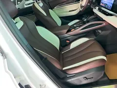 2021 Geely Monjaro 2.0TD High Power AT 4WD Premium, белый — фото 25