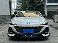 2022 Changan UNI-V 1.5T Sport, белый — фото 2