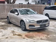 2023 Volvo S90 — фото 4