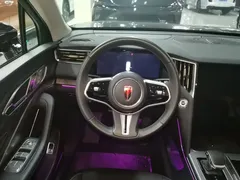 2024 Hongqi HS7 2.0T PHEV 4WD 6, чёрный — фото 11