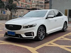 2023 Geely Preface 1.5TD Kunlun, белый — фото 1
