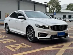 2023 Geely Preface 1.5TD Kunlun, белый — фото 3