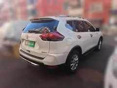 2021 Nissan X-Trail 2.0L CVT 2WD XL Premium Commemorative, белый — фото 4