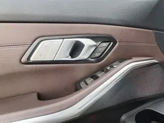 2022 BMW 3 Series 320Li M Sport Package, белый — фото 17