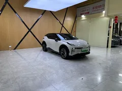 2023 Zeekr X 4WD YOU 4-seat, белый — фото 3
