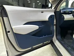 2023 Zeekr X 4WD YOU 4-seat, белый — фото 8