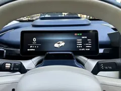 2023 Zeekr X 4WD YOU 4-seat, белый — фото 13