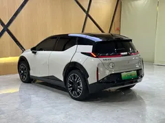 2023 Zeekr X 4WD YOU 4-seat, белый — фото 19