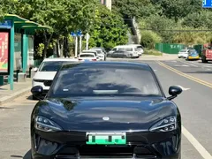 2024 Xiaomi SU7 RWD Long Range Smart Driving, чёрный — фото 2
