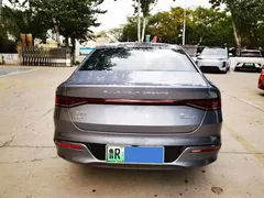 2024 BYD Qin PLUS Honor DM-i PHEV 55km Leading — фото 4