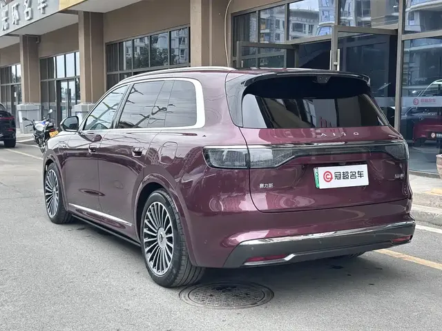 2025 Aito M8 EREV Ultra 53.4kWh 6-seat 192-line LiDAR
