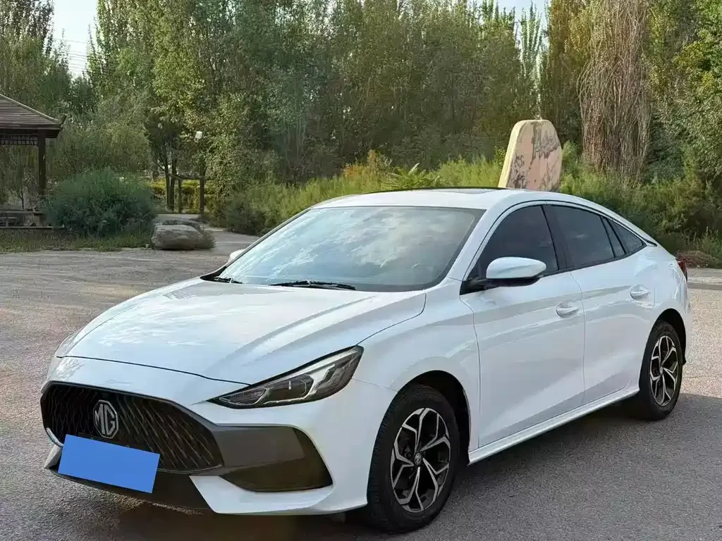 2022 MG MG5 180DVVT CVT Luxury