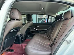 2021 BMW 3 Series 325Li M Sport Package, белый — фото 7
